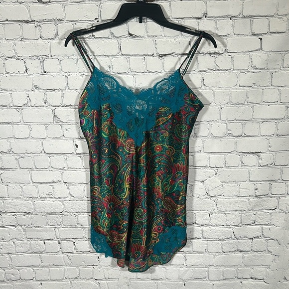 Vintage 80’s Victoria’s Secret Gold Label Colorful Paisley Satin Slip size Small - Picture 2 of 16